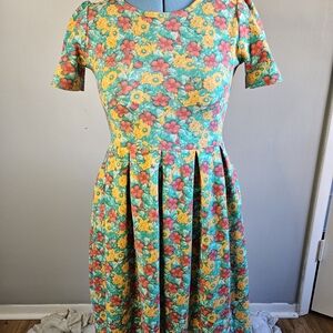 LuLaRoe L Amelia Floral Dress Green Red Orange Flower Pockets